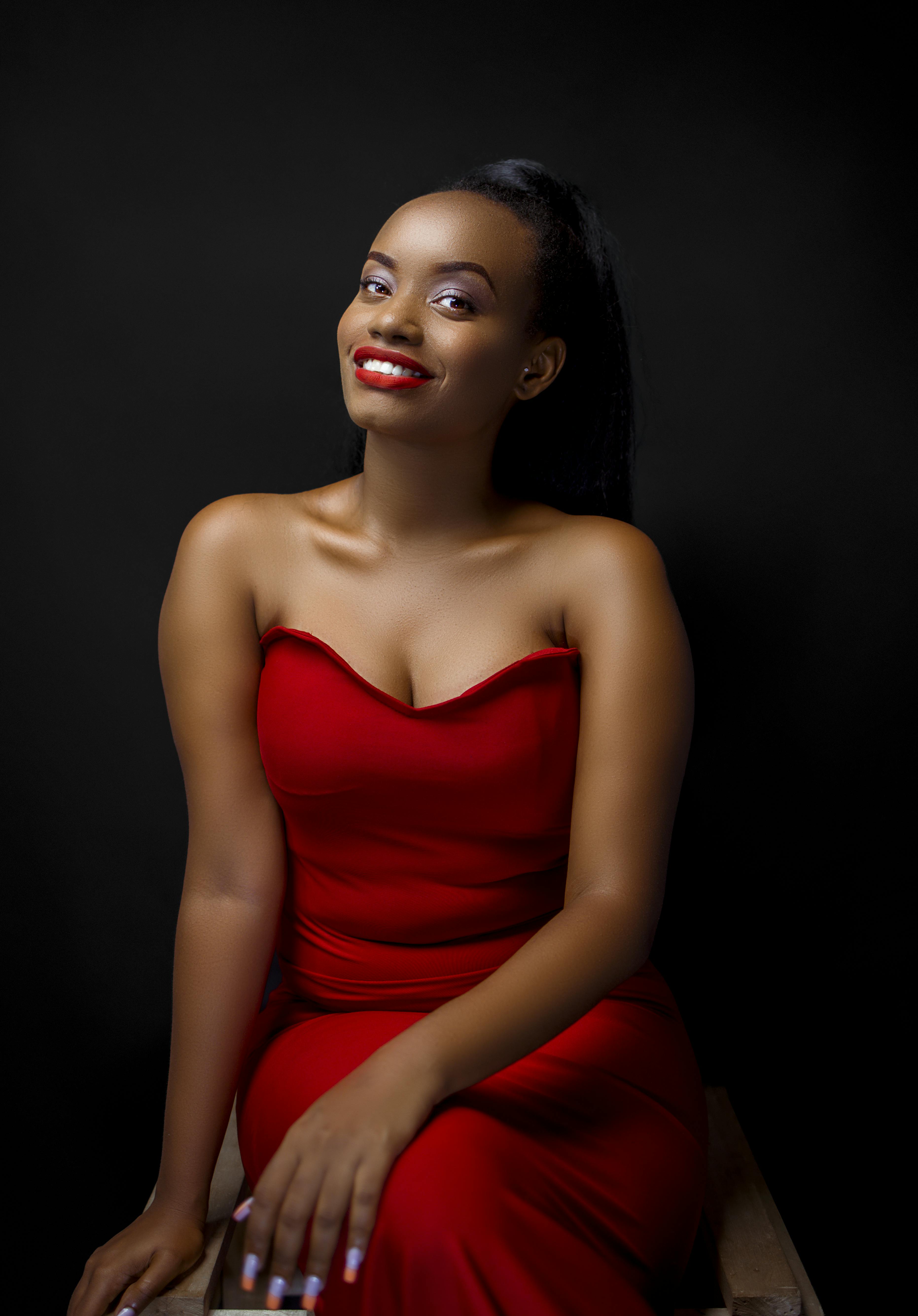 热门封面图：氛围感场景与柔和对比