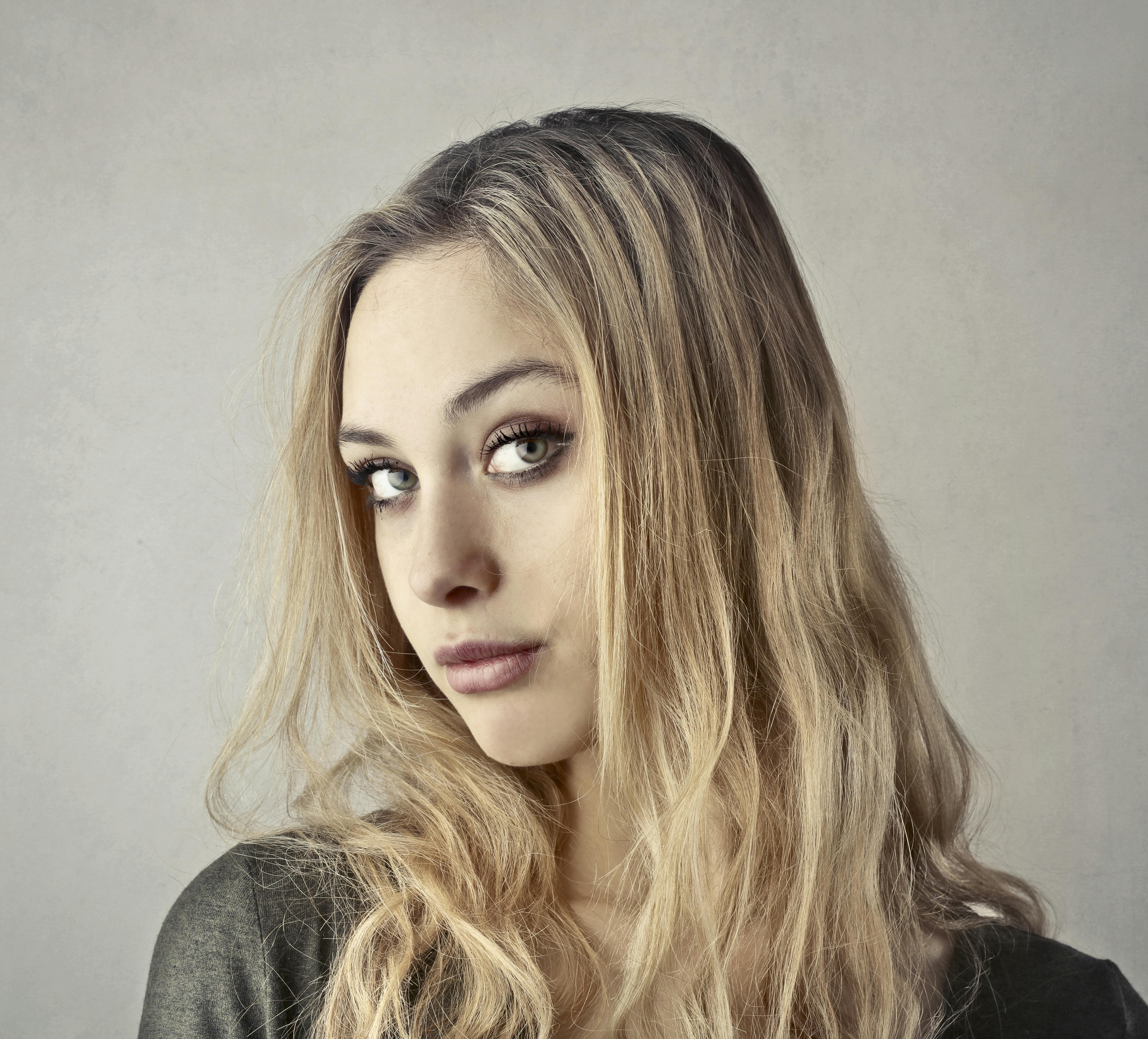 今日推荐封面图：冷色调空间质感